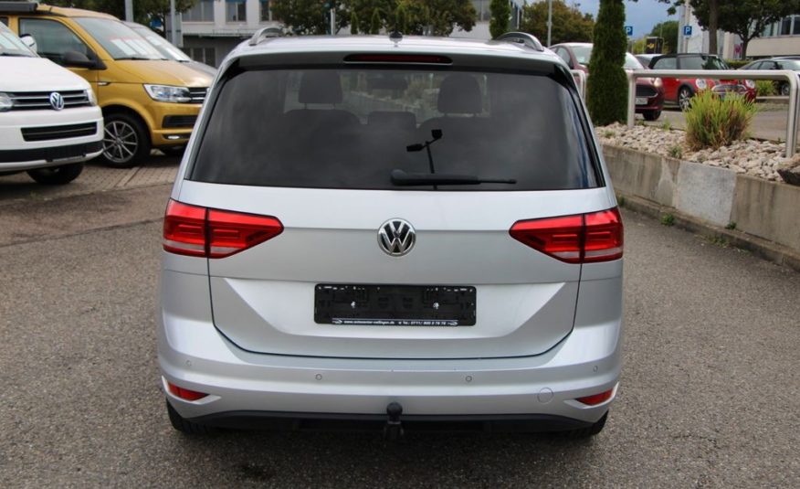 Volkswagen Touran 1.2 TSI