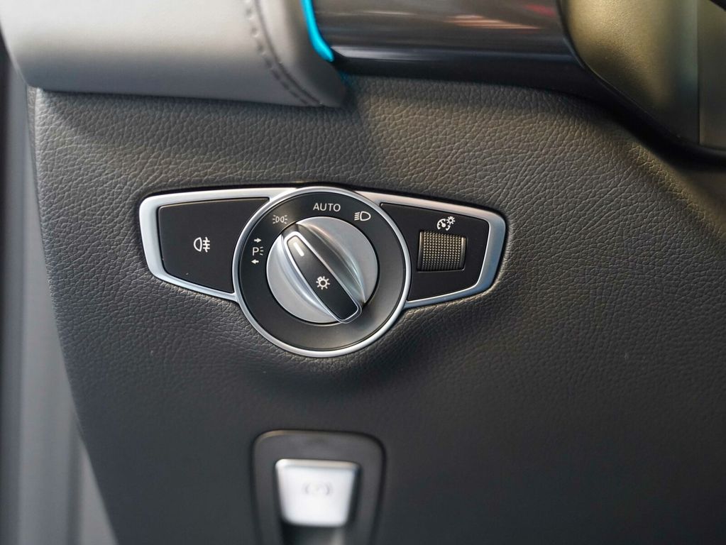 Mercedes-Benz EQC 400