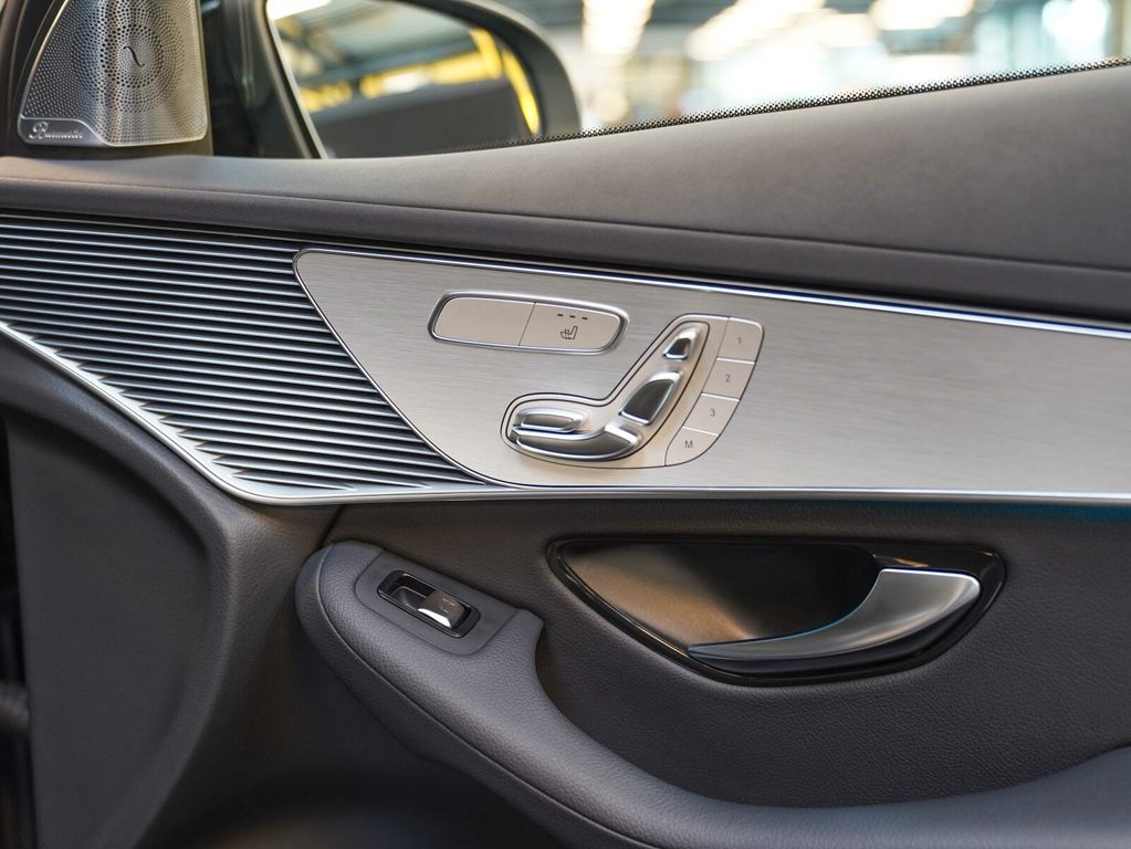 Mercedes-Benz EQC 400