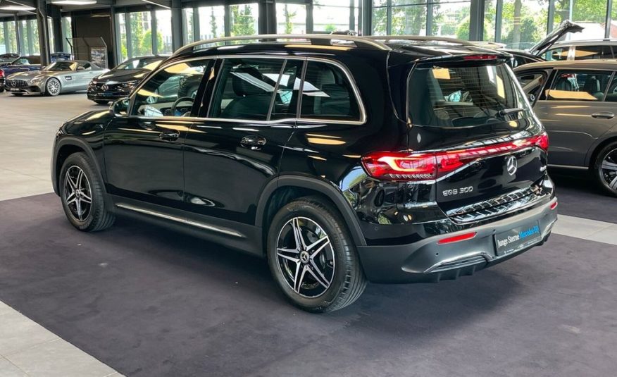 Mercedes Benz EQB 300 4M