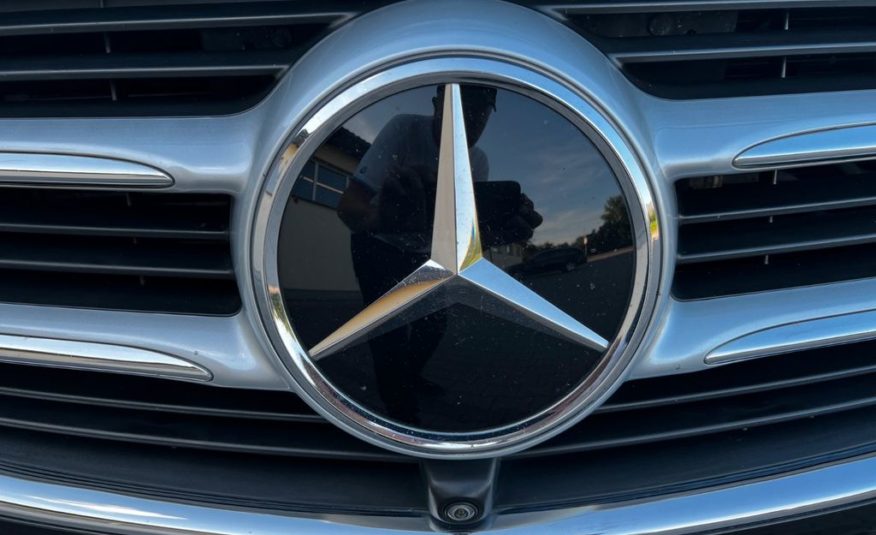Mercedes-Benz V 220 7 Places