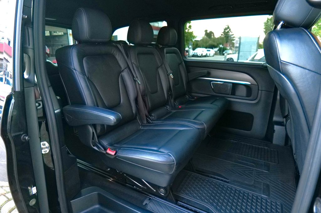 Mercedes-Benz V 220 7 Places