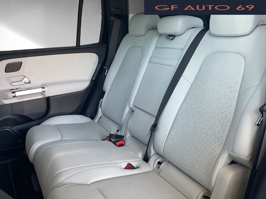 Mercedes Benz EQB 350 4M AMG