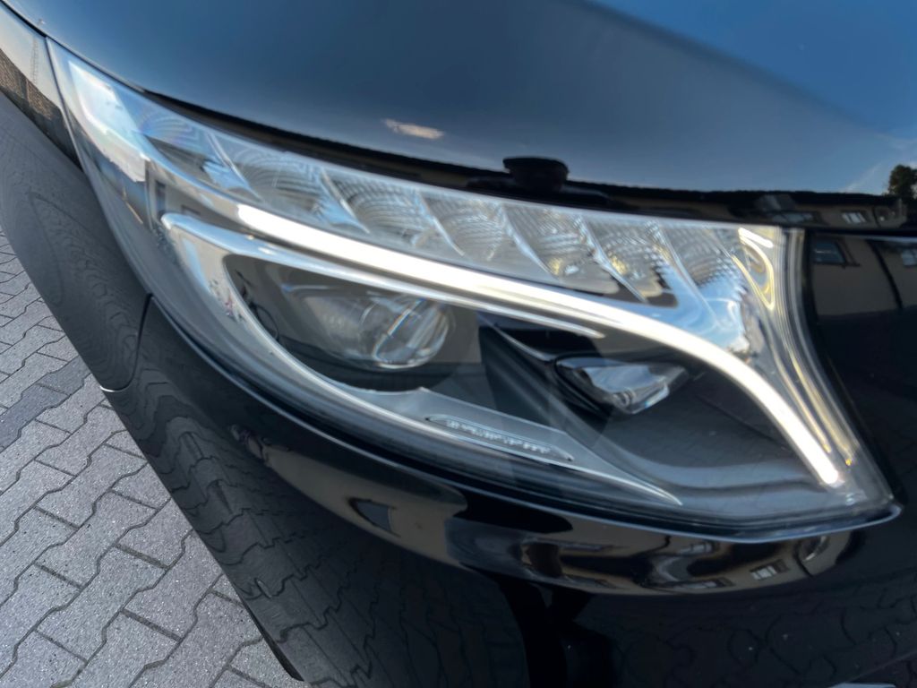 Mercedes-Benz V 220 7 Places