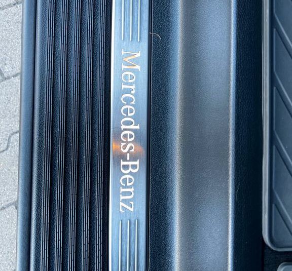 Mercedes-Benz V 220 7 Places