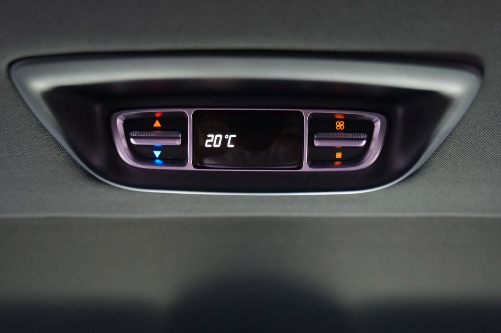 Mercedes-Benz V 220 7 Places