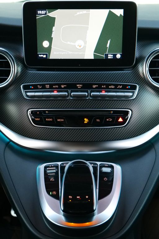 Mercedes-Benz V 220 7 Places