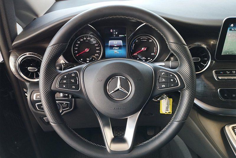 Mercedes-Benz EQV 300