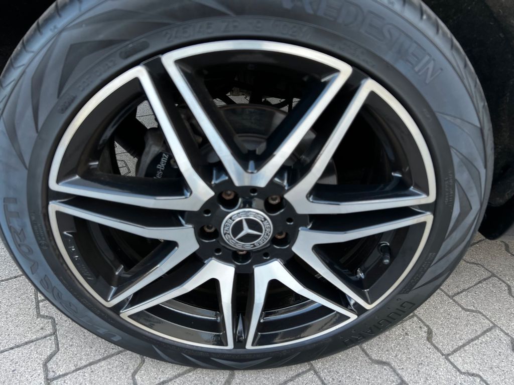 Mercedes-Benz V 220 7 Places