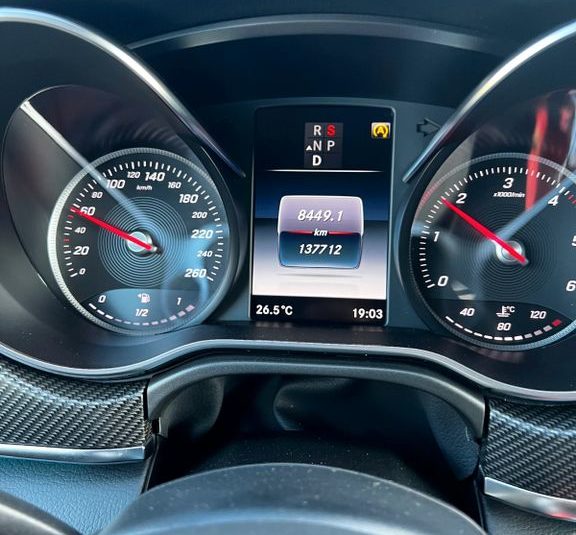 Mercedes-Benz V 220 7 Places