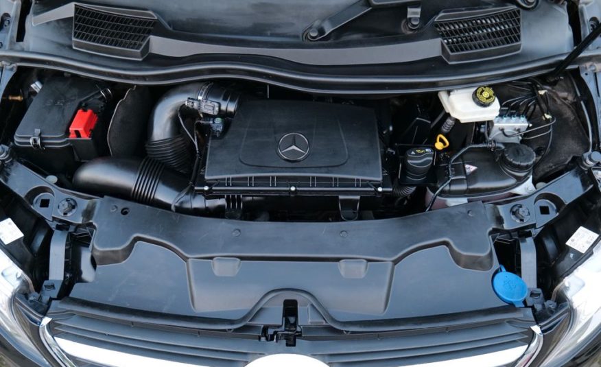 Mercedes-Benz V 220 7 Places
