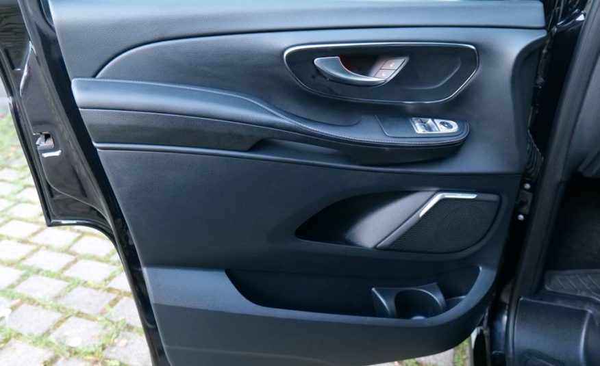 Mercedes-Benz V 220 7 Places