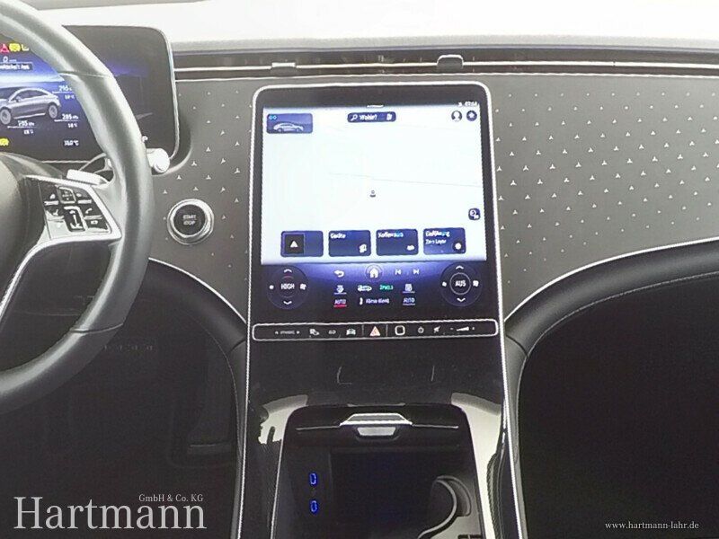 Mercedes Benz EQS 450 AMG