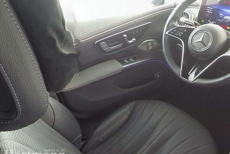 Mercedes Benz EQS 450 AMG