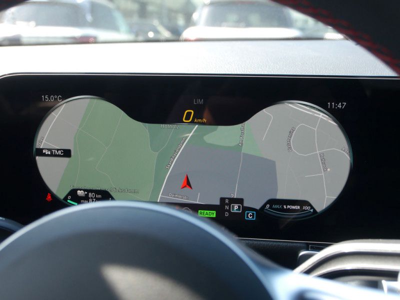 Mercedes Benz EQB 300 4M AMG