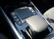 Mercedes Benz EQB 300 4M AMG
