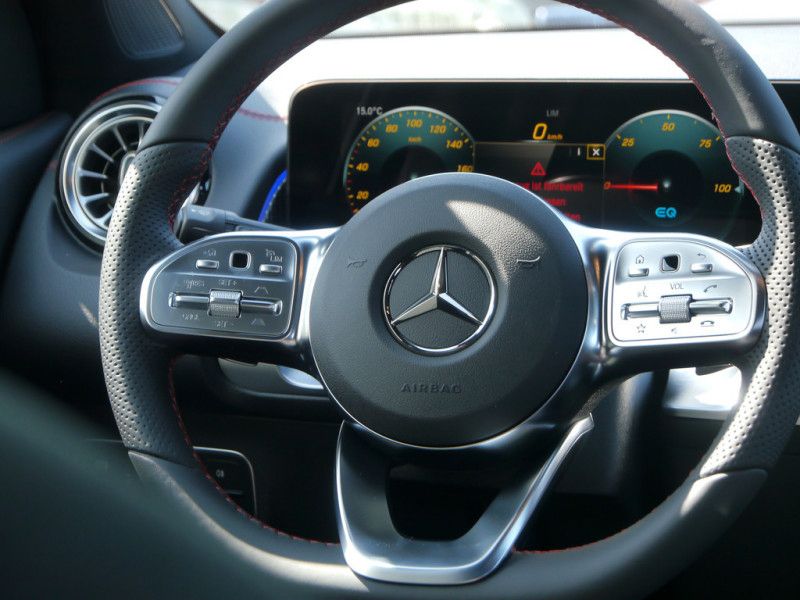 Mercedes Benz EQB 300 4M AMG