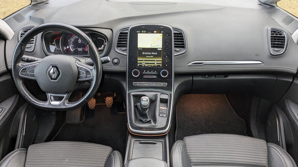 Renault Grand Scénic TCe 140 Bose 7 places