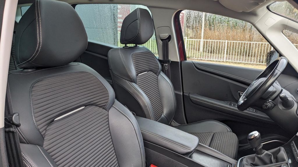 Renault Grand Scénic TCe 140 Bose 7 places