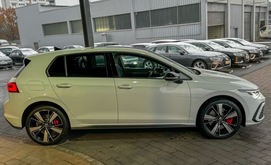 Volkswagen Golf VIII GTE 1.4 e Hybride