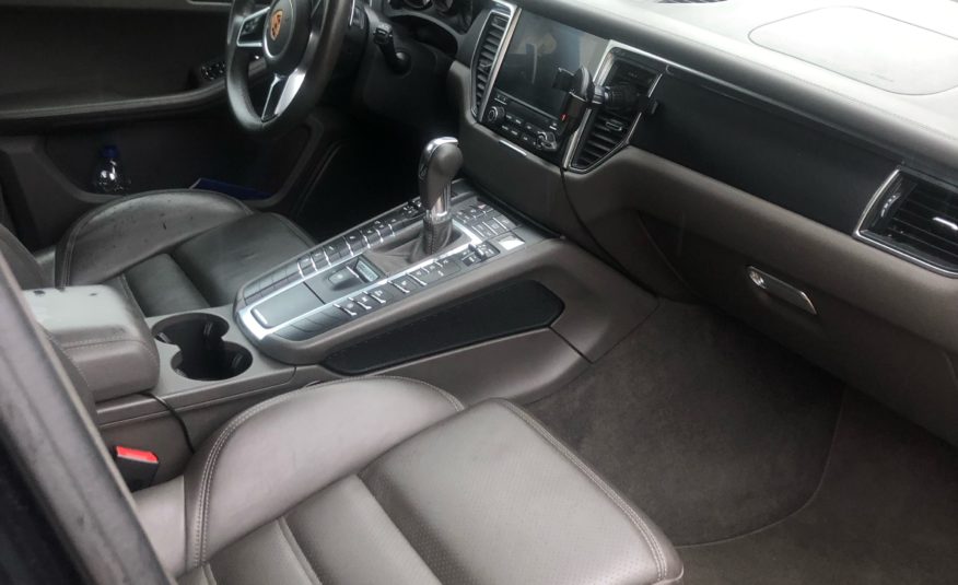 Porsche MACAN 2.0 252CH PDK