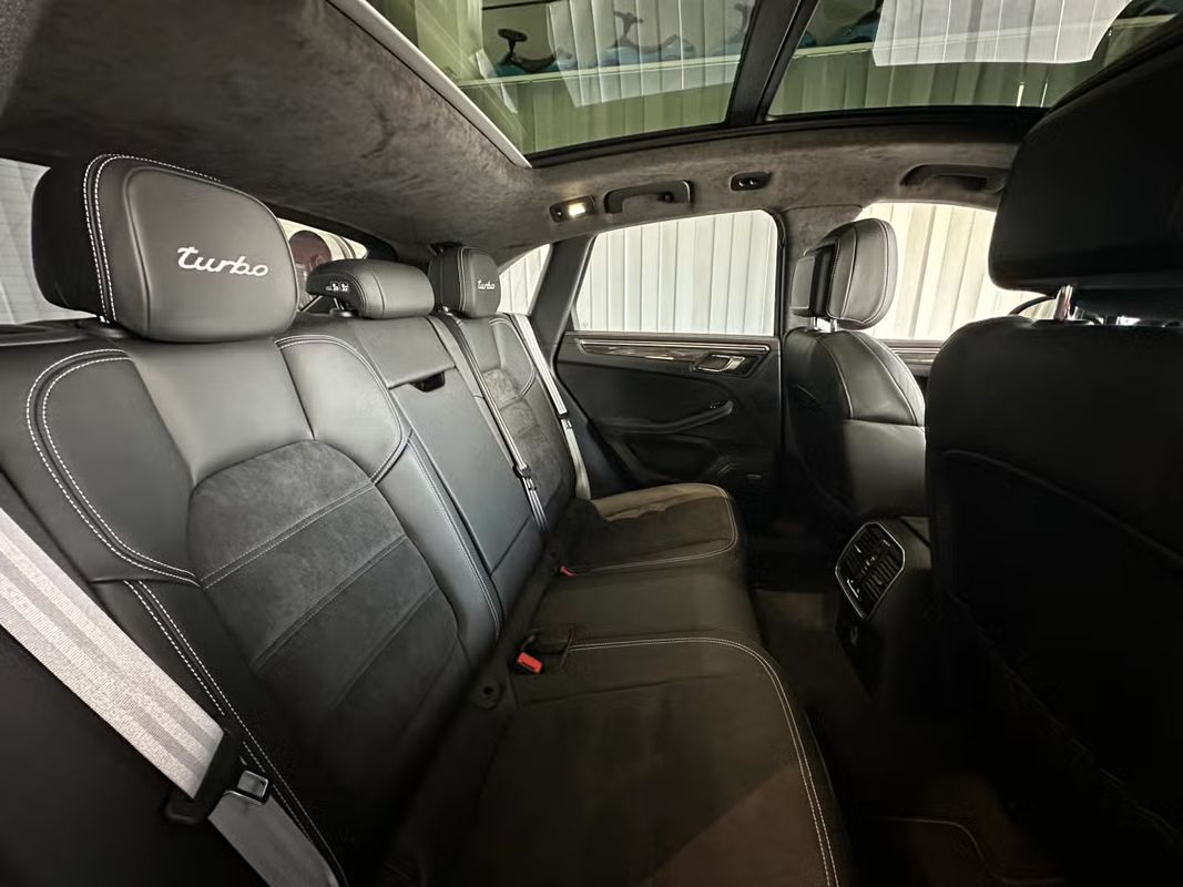Porsche Macan Turbo pack performance