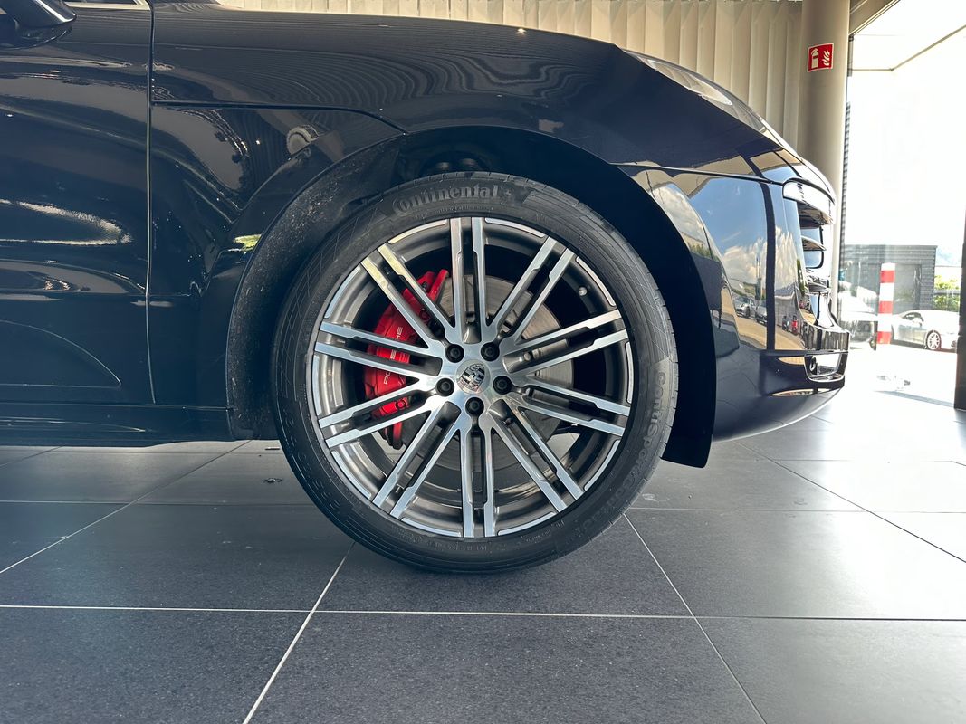 Porsche Macan Turbo pack performance