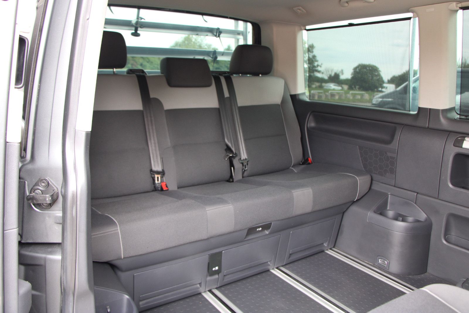 Volkswagen T5 Multivan 2.0TDI