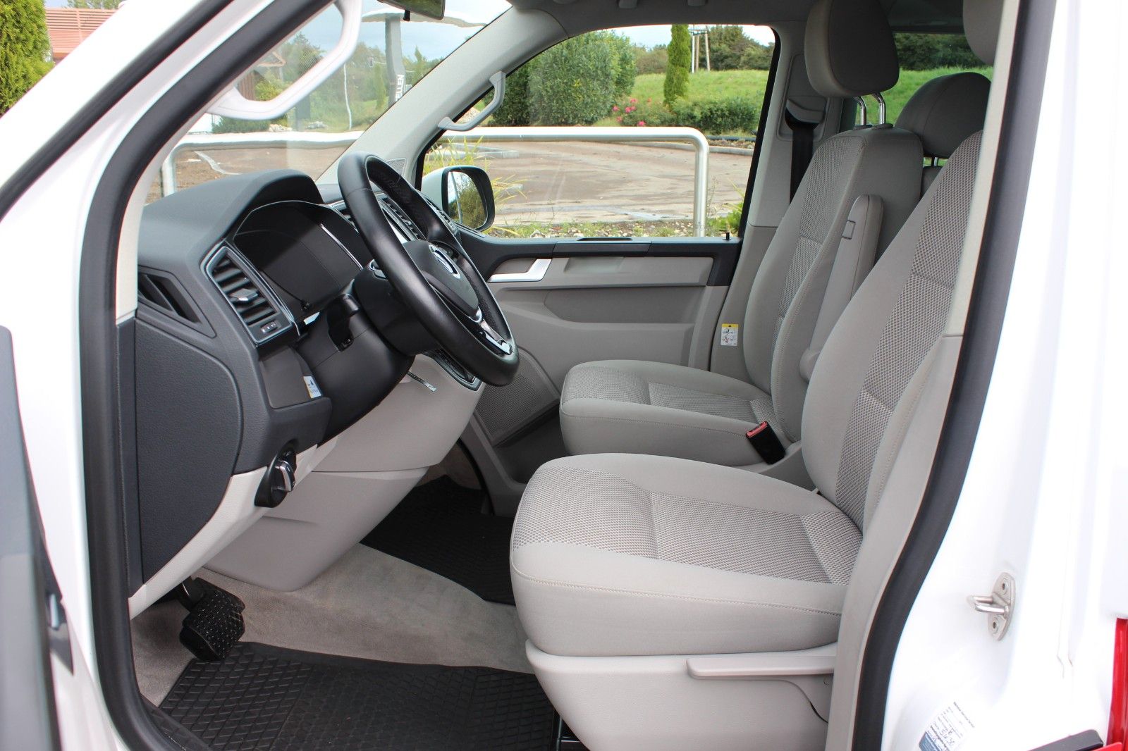 Volkswagen T6 California Beach 7 Places