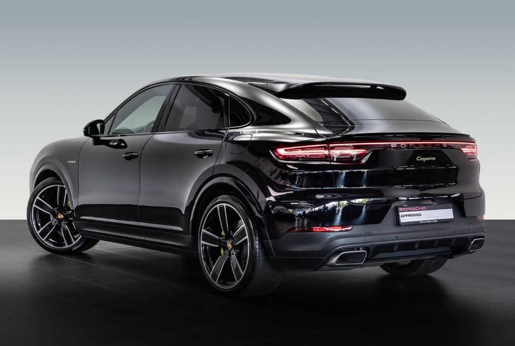 Porsche Cayenne Coupé E-Hybrid Matrix