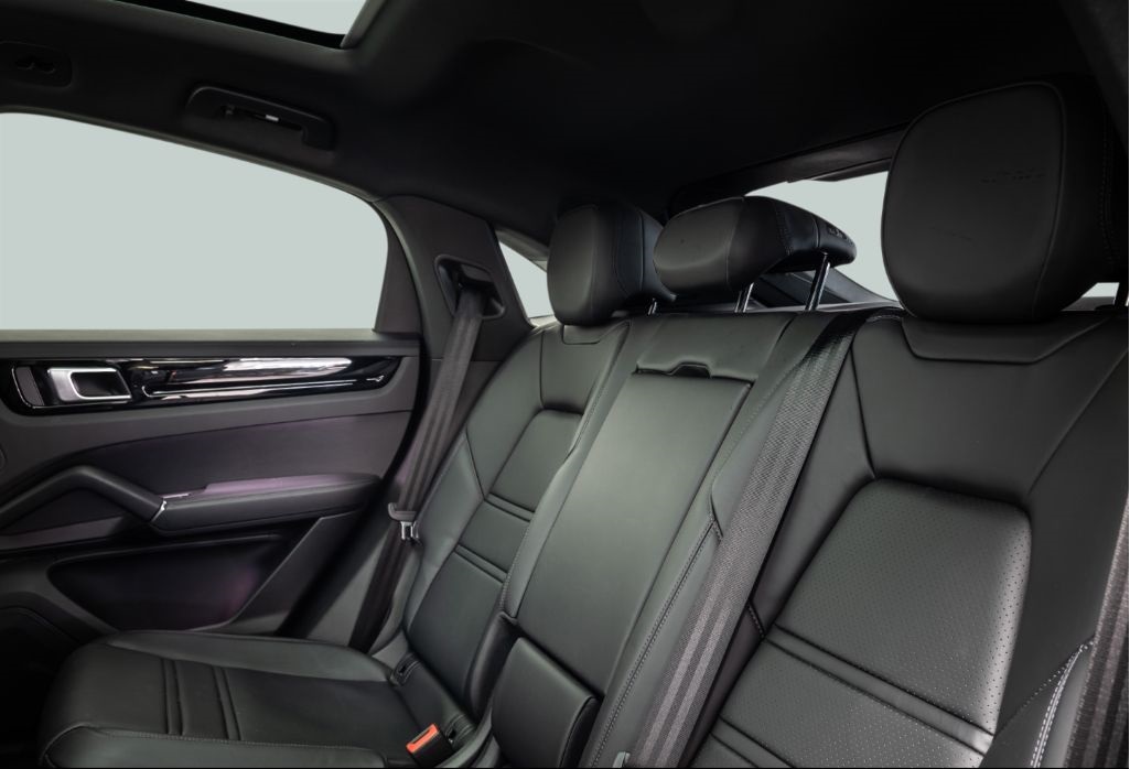 Porsche Cayenne Coupé E-Hybrid Matrix