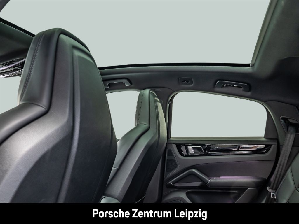 Porsche Cayenne Coupé E-Hybrid Matrix