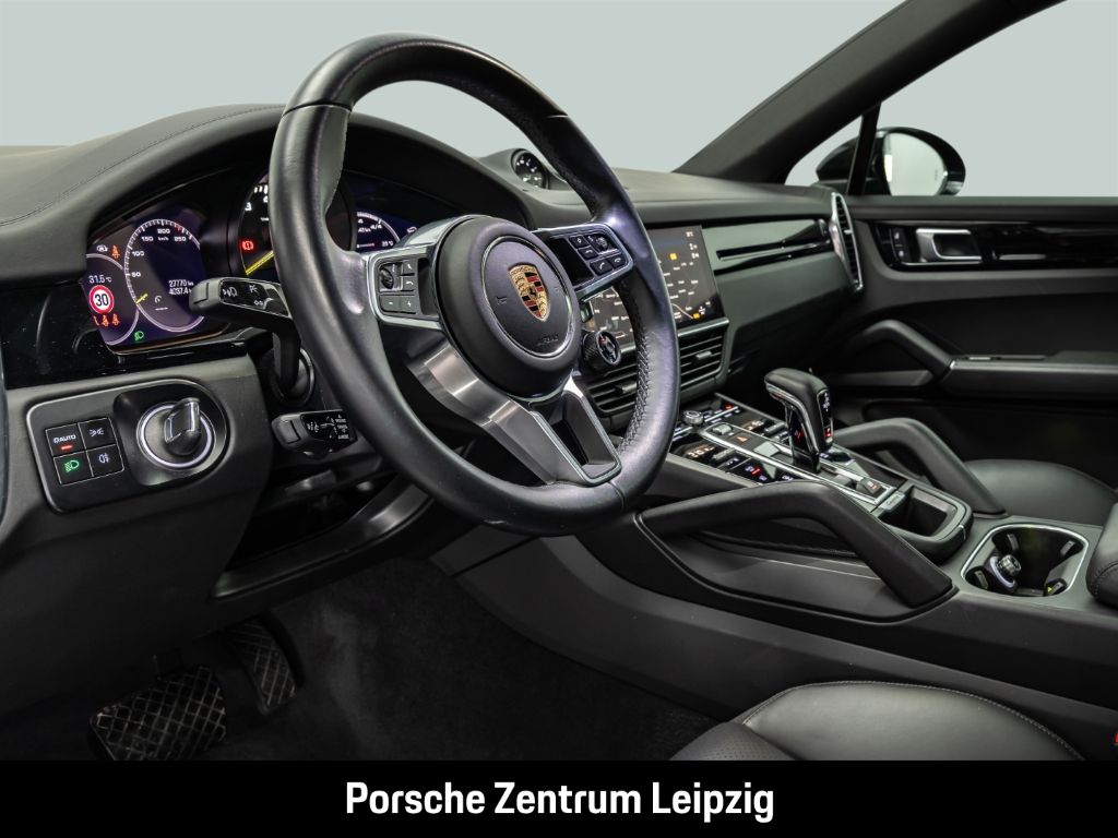 Porsche Cayenne Coupé E-Hybrid Matrix