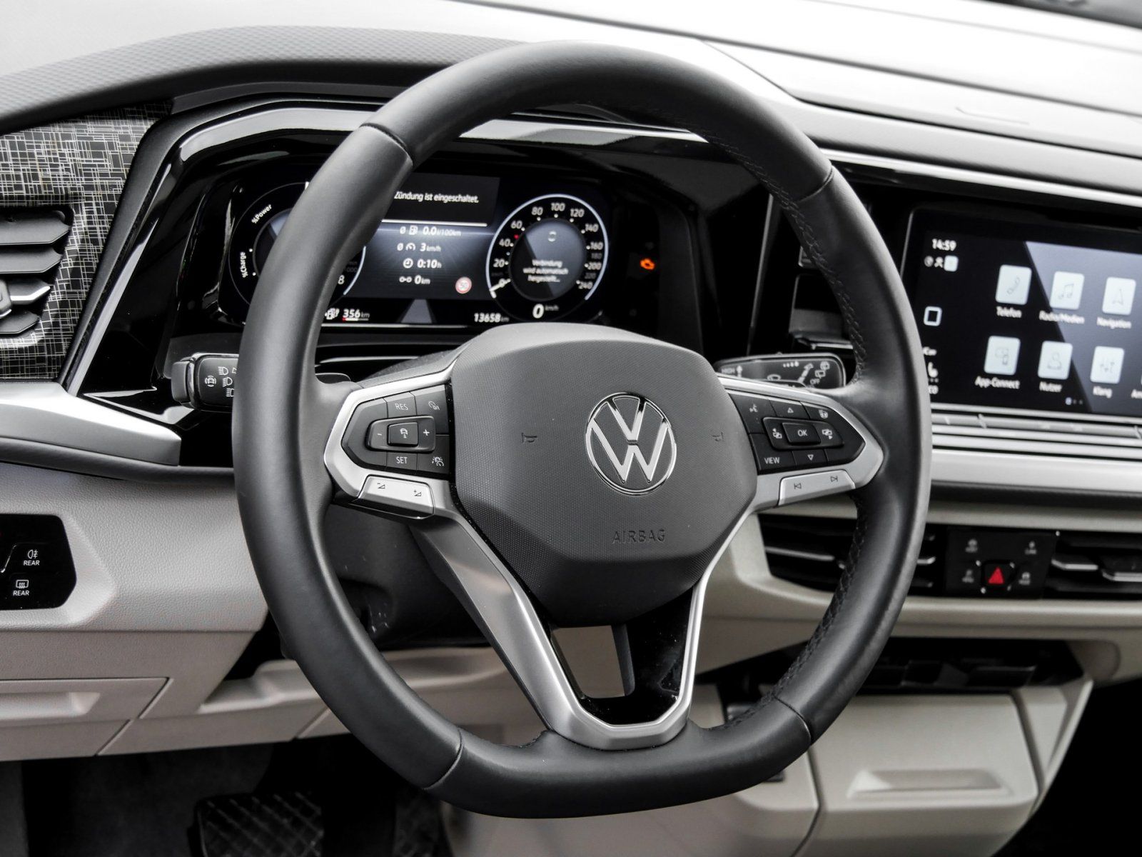 Volkswagen T7 Multivan eHybrid