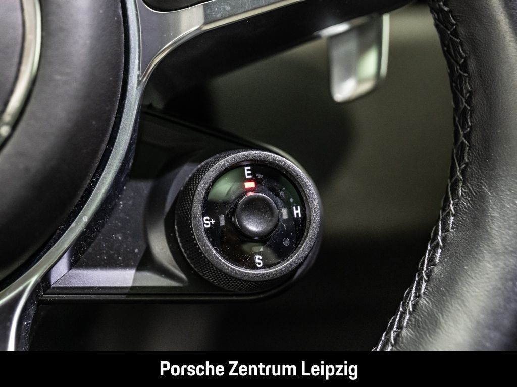 Porsche Cayenne Coupé E-Hybrid Matrix