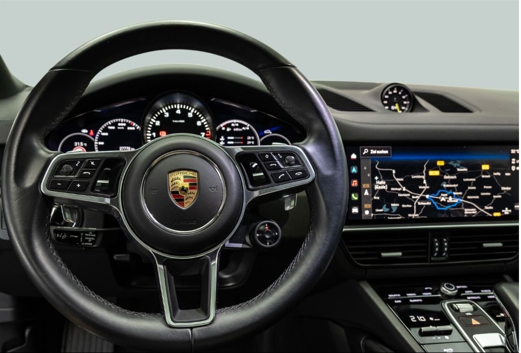 Porsche Cayenne Coupé E-Hybrid Matrix