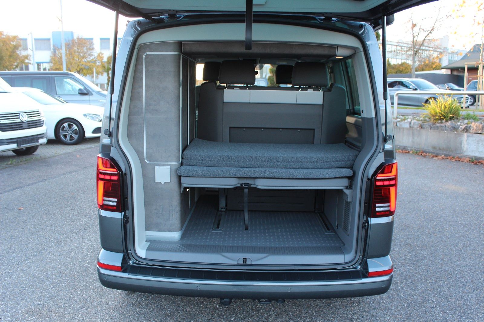 Volkswagen T6.1 California Ocean Edition