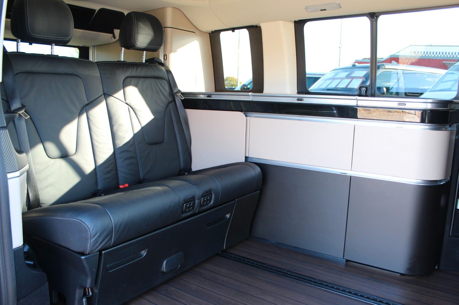 Mercedes-Benz V 300 Marco Polo 4-Matic AMG