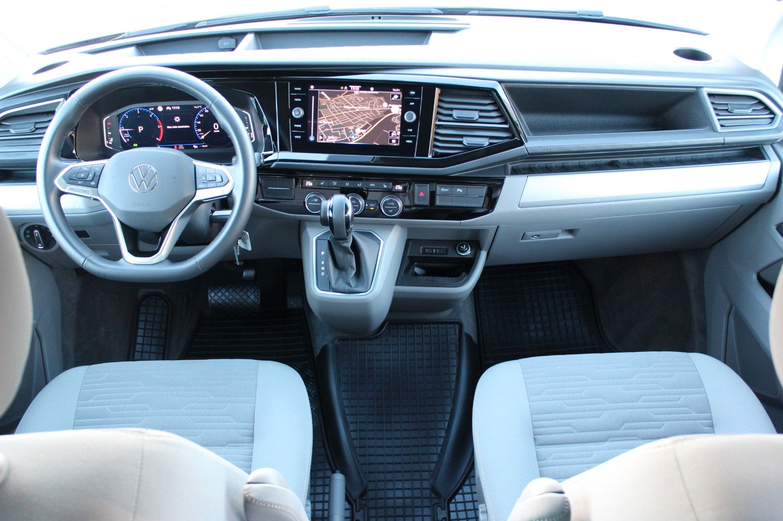 Volkswagen T6.1 California Ocean Edition