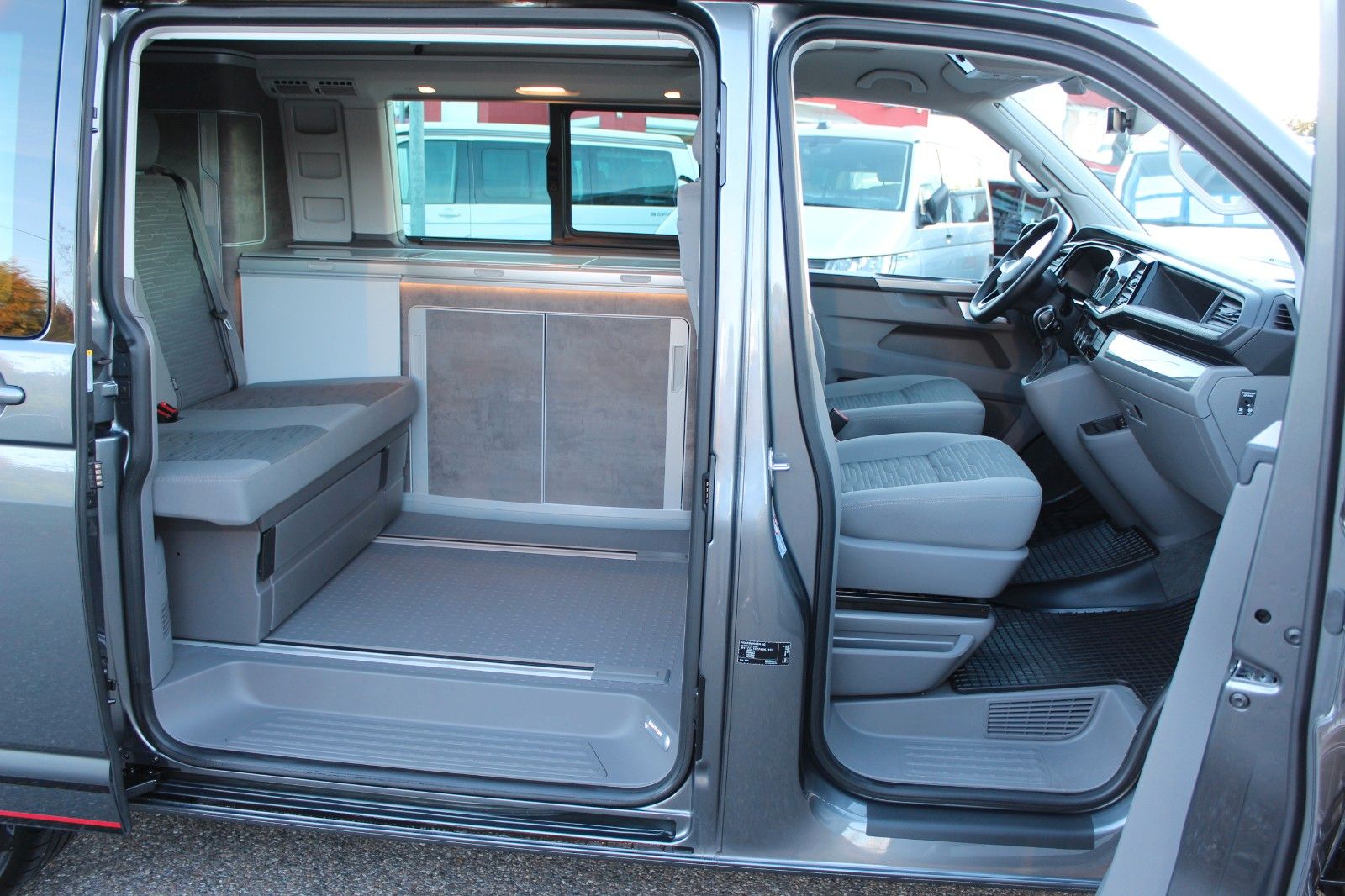 Volkswagen T6.1 California Ocean Edition