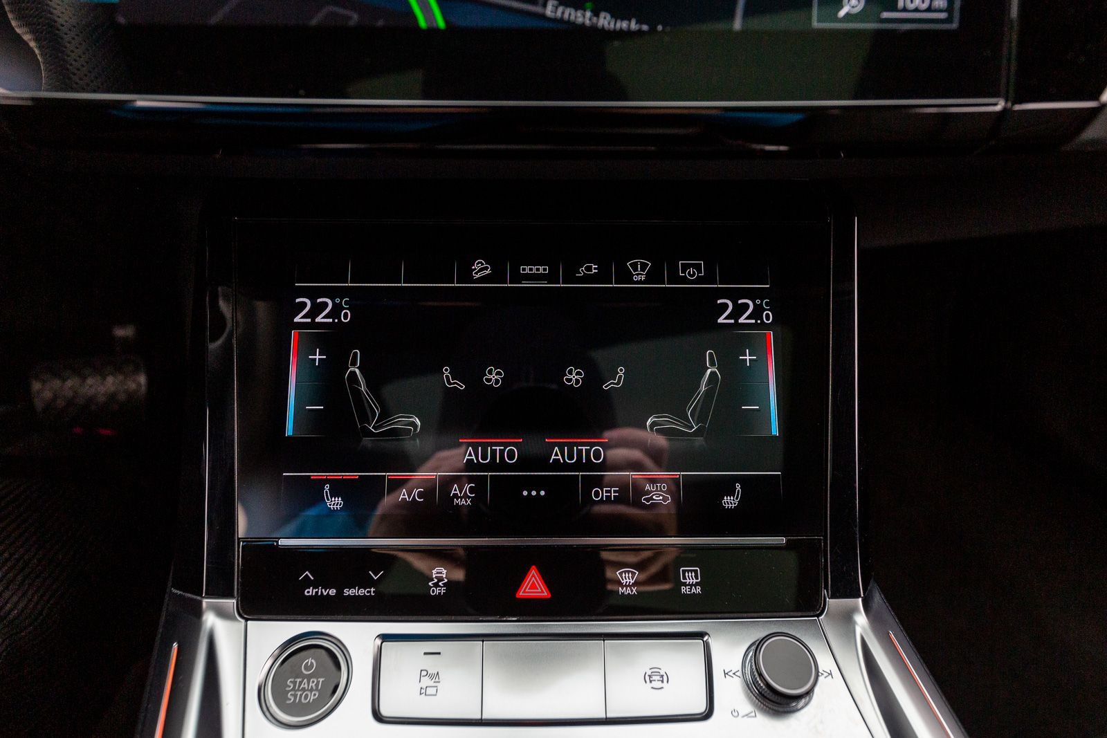 Audi e-tron Ligne S 55 408 ch