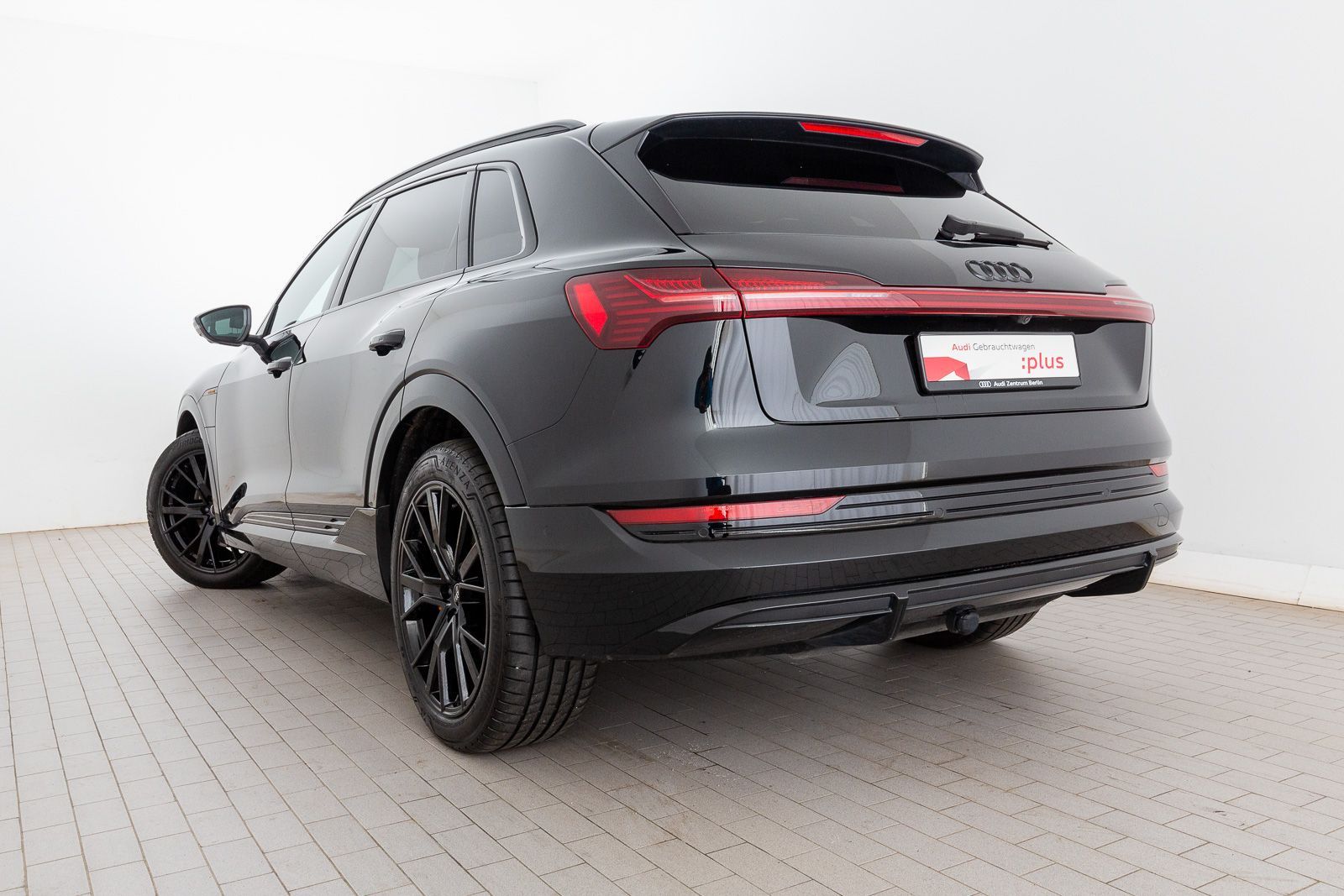 Audi e-tron Ligne S 55 408 ch