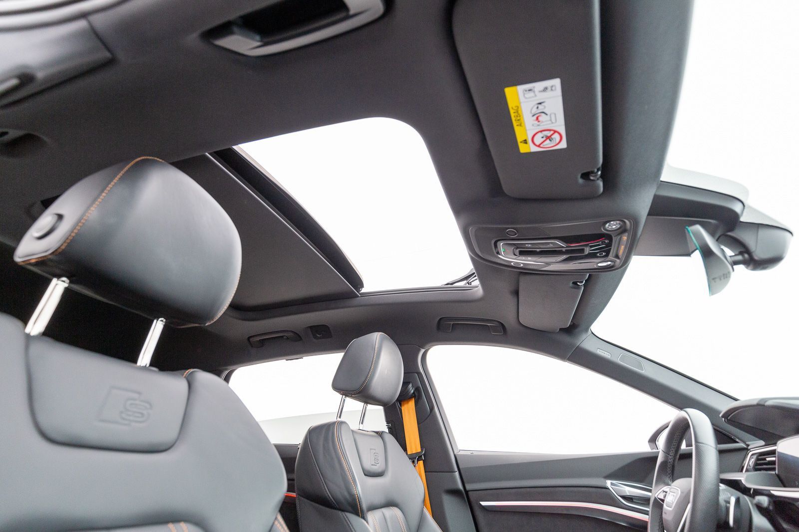 Audi e-tron Ligne S 55 408 ch