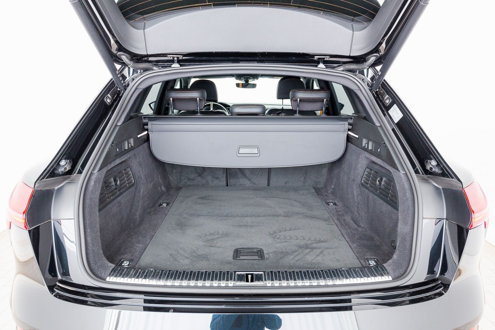 Audi e-tron Ligne S 55 408 ch