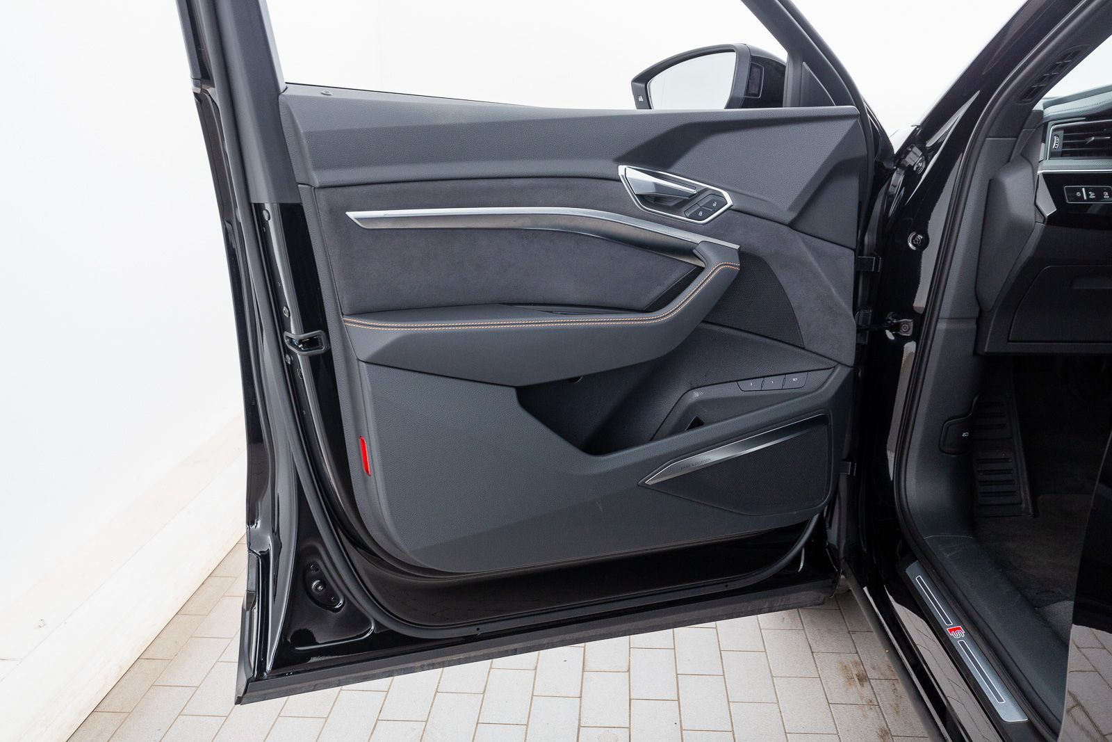 Audi e-tron Ligne S 55 408 ch