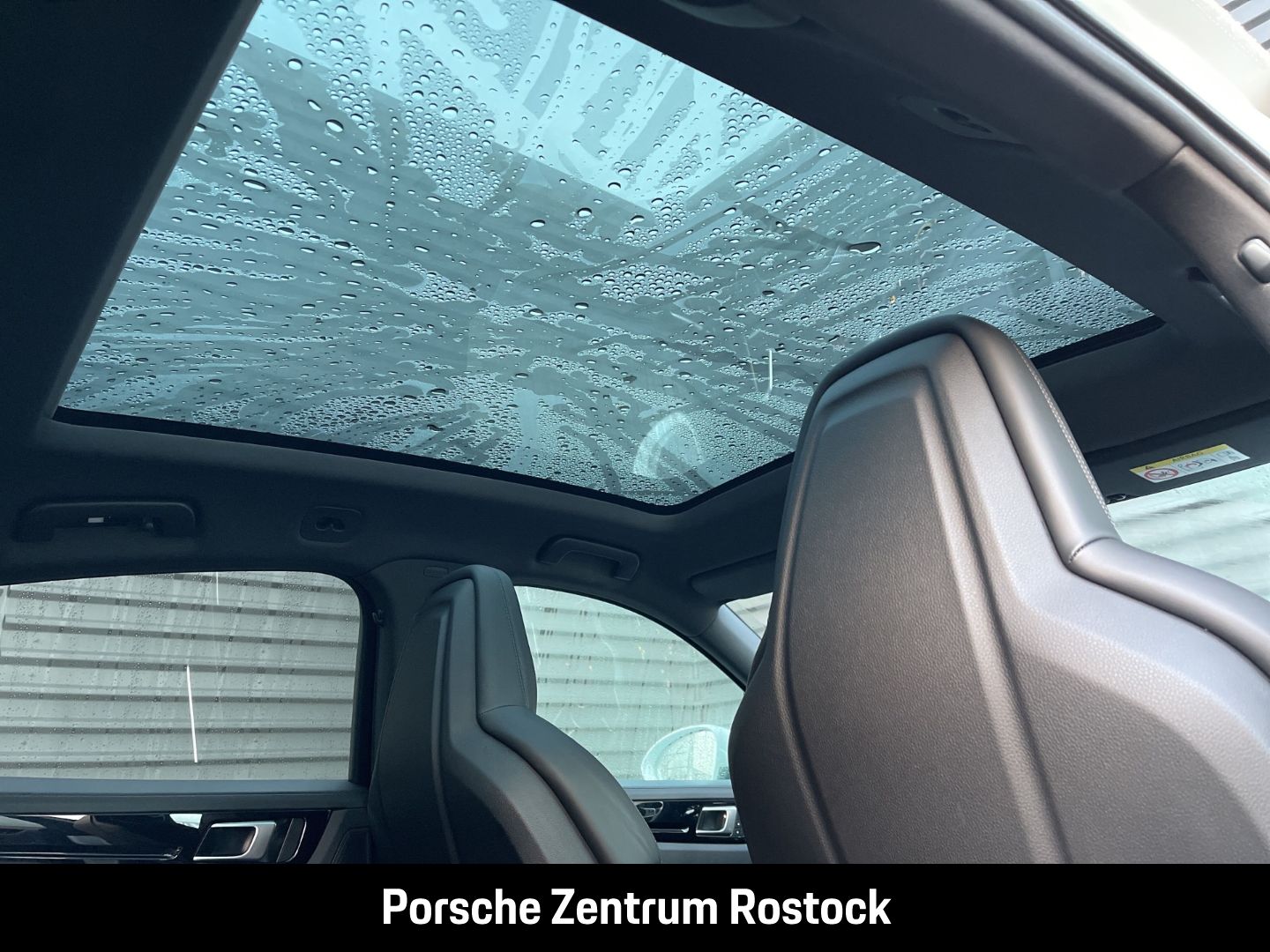 Porsche Cayenne Coupé E-Hybrid 462 ch