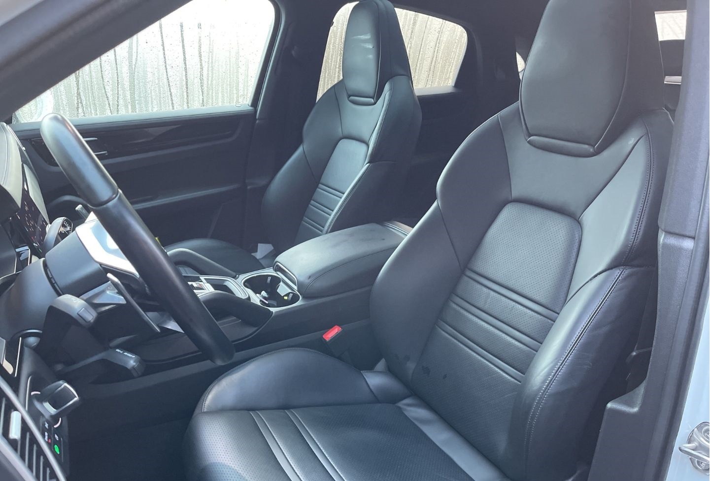 Porsche Cayenne Coupé E-Hybrid 462 ch