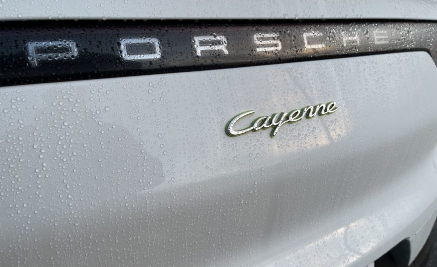 Porsche Cayenne Coupé E-Hybrid 462 ch