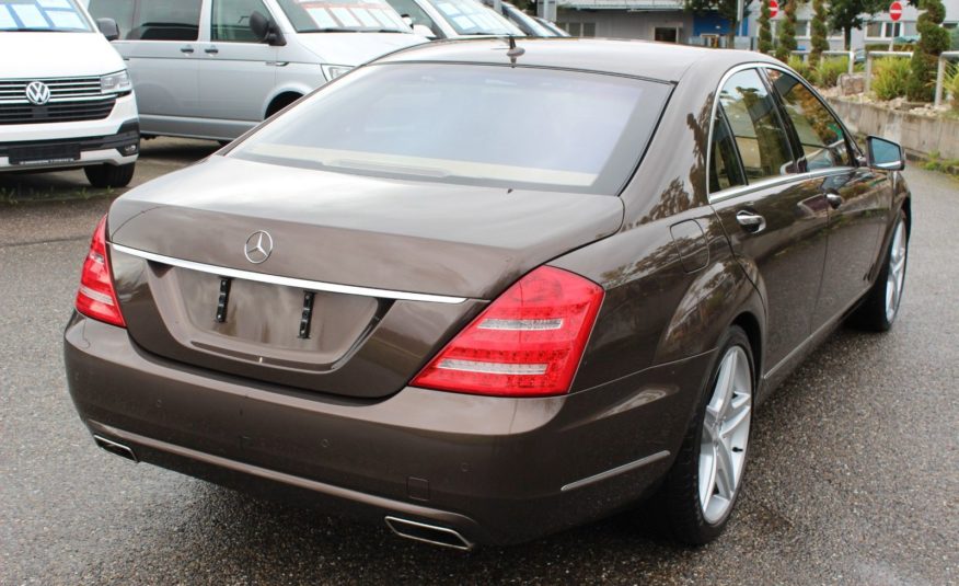 Mercedes-Benz S 500 AMG V8 435 ch