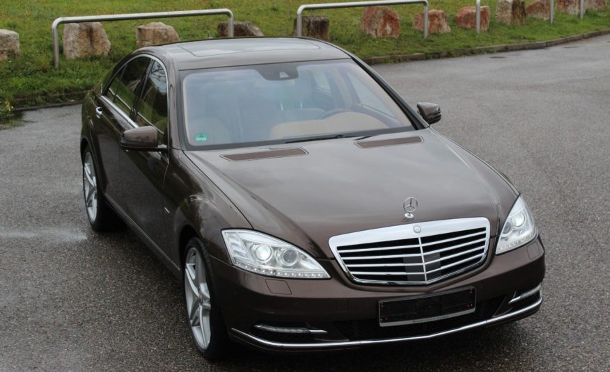Mercedes-Benz S 500 AMG V8 435 ch